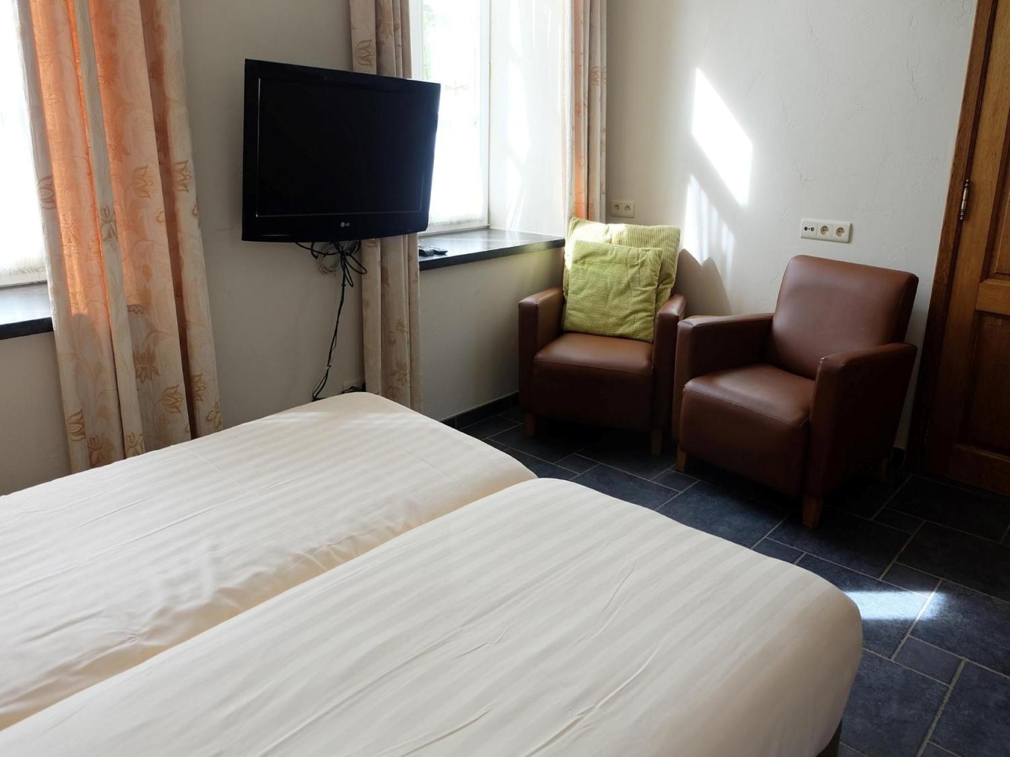 Stationed Between Spa And Liege Apartment In Aywaille Exterior foto